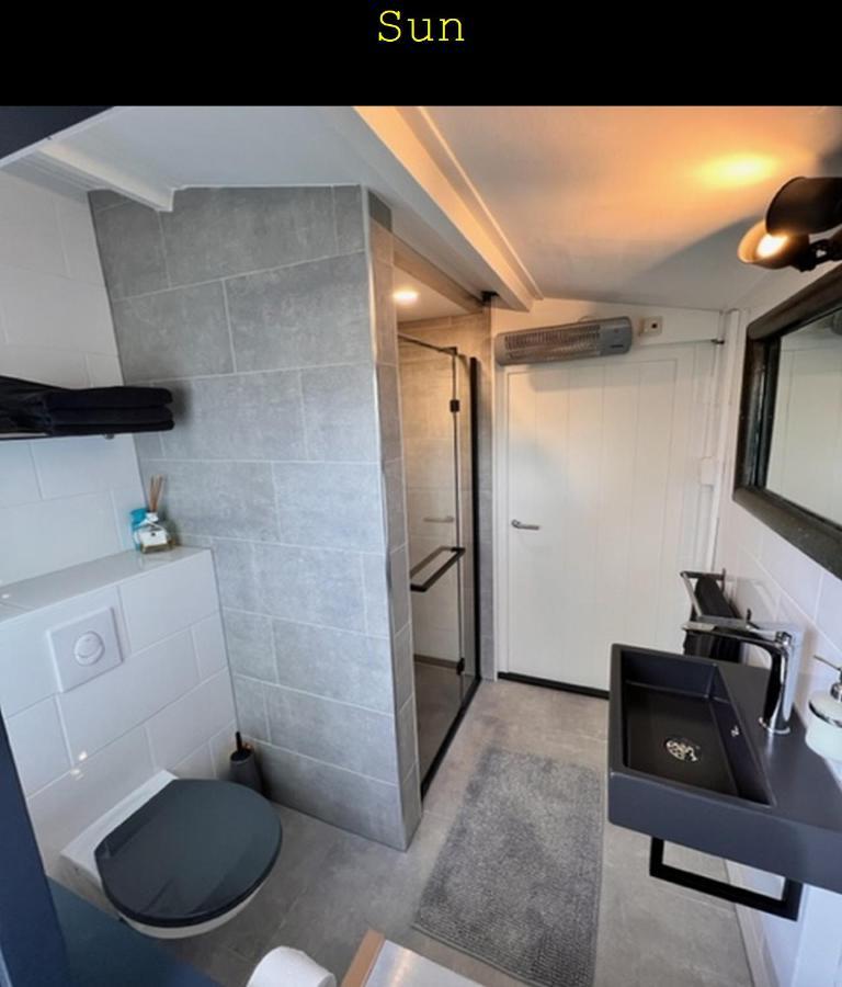 Inn To The Beach Ouddorp Exterior photo